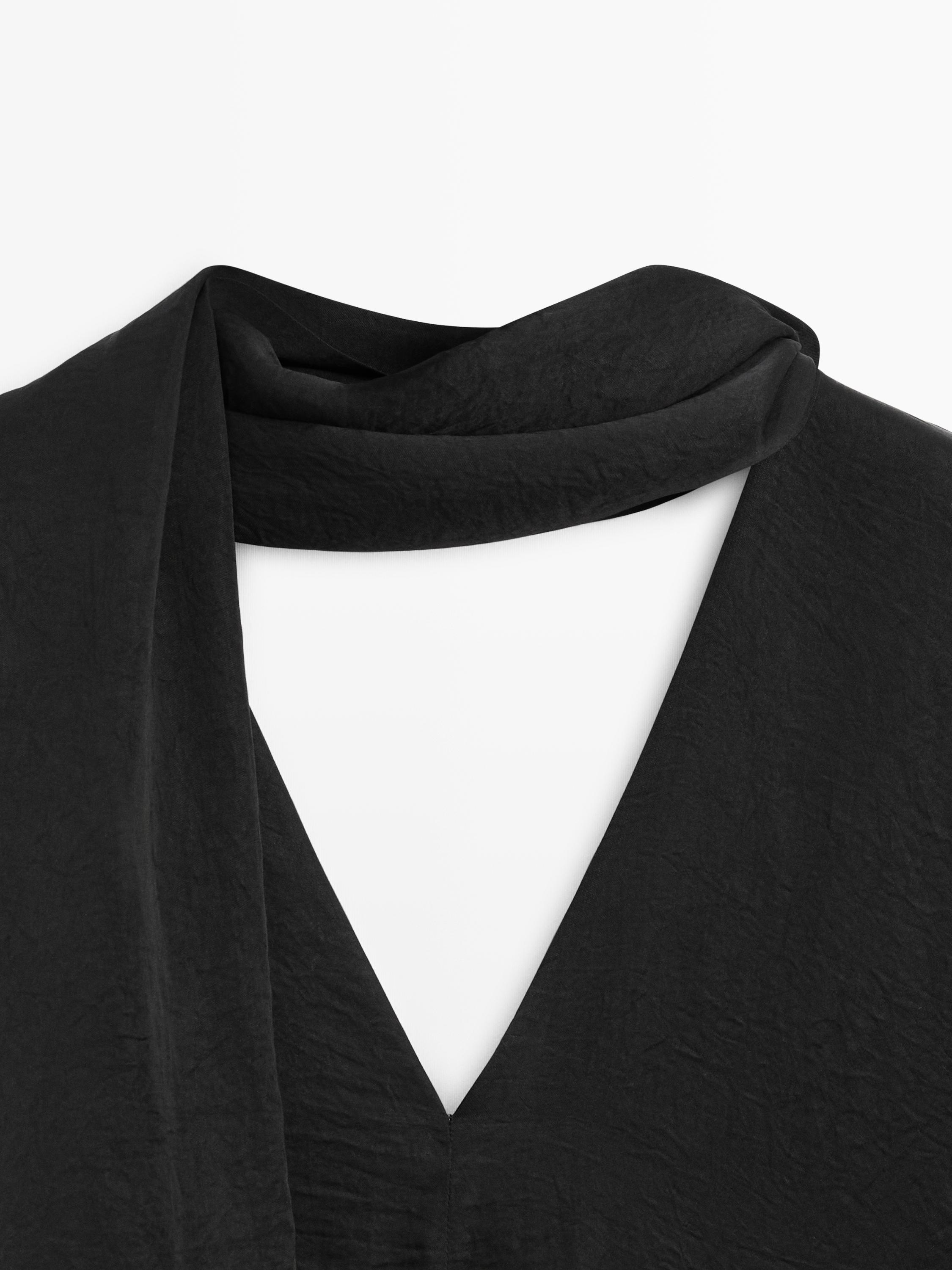 V-neckline blouse with tie detail - STUDIO